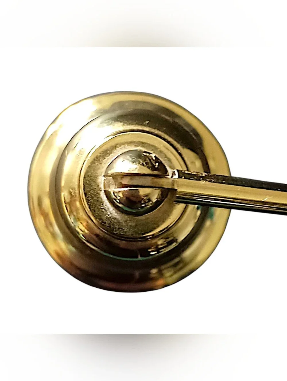 Vintage Brass Candle Snuffer Long Handle Bell Shaped Candle Extinguisher Décor